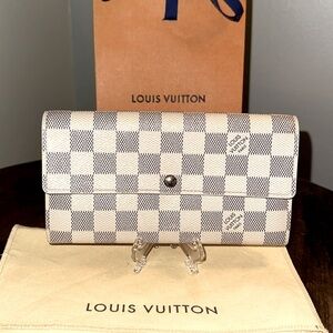 AUTHENTIC LOUIS VUITTON DAMIER AZUR SARAH WALLET